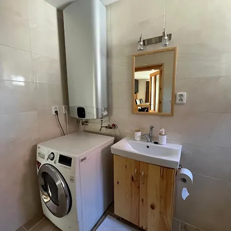 Sára Apartman Szinna